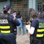 Controlan el fuego en la terminal portuaria más grande de Irán