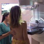 Cuenta de WhatsApp con foto de Brunner solicita dinero
