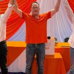Pin ratificó a Luis Amador como candidato: comenzó una campaña con críticas a Chaves y Laura Fernández

 – Actualidad cr